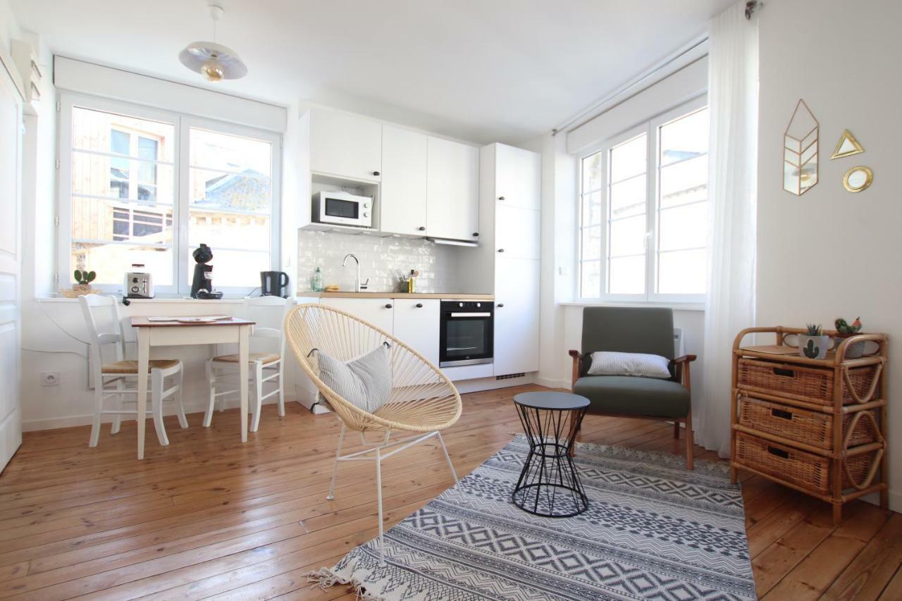 Grand Bord De Appartement *